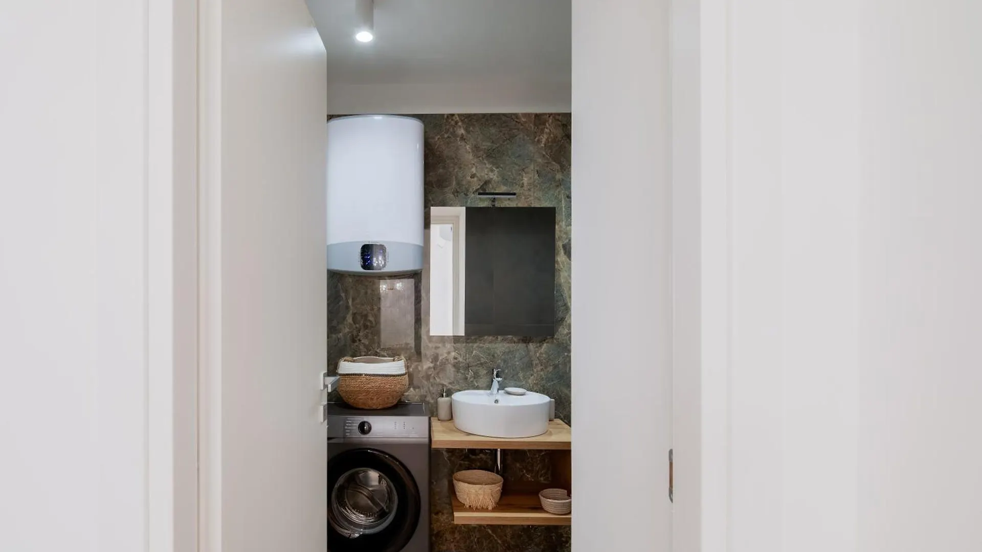 Giulio Cesare Flat Apartment Rome Italy